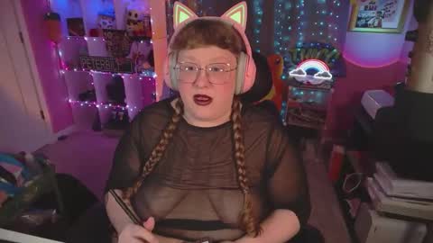 Snapshot of fatveronica chatting on February 2026 01:53:02 PM FatVeronica online show from February 2026 01:53:02 PM