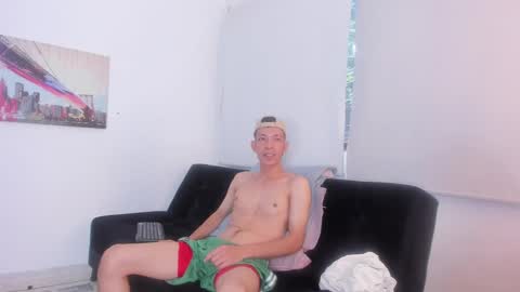 Favel Gomez online show from January 2025 12:58:02 PM