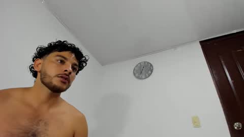 favid95 online show from December 2024 05:32:01 AM