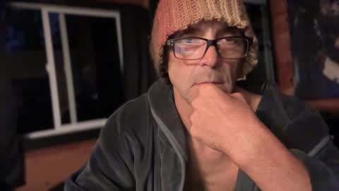 Snapshot of feelplaygroundflow chatting on September 2025 02:57:01 AM feelplaygroundflow online show from September 2025 02:57:01 AM