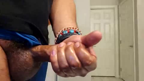 Snapshot of feelsbomber chatting on November 2025 12:05:02 PM feelsbomber online show from November 2025 12:05:02 PM