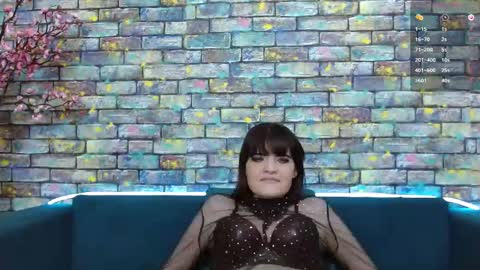 Laura online show from December 2024 01:13:02 AM