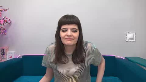 Laura online show from June 2026 01:10:01 AM