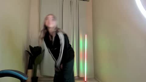 feiia online show from November 2025 04:29:02 PM