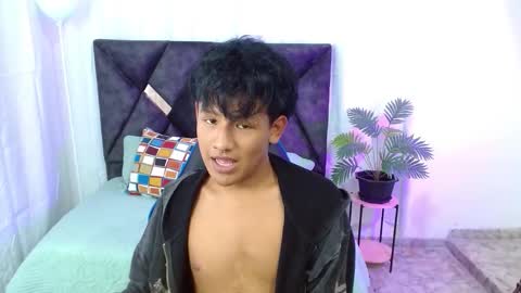Felix online show from September 2025 08:30:01 PM