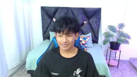 Felix online show from September 2025 08:10:02 PM