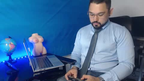FELIPE QUIROZ online show from September 2025 11:45:02 AM
