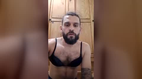 Snapshot of felipebh385495 chatting on July 2026 04:06:02 AM felipebh385495 online show from July 2026 04:06:02 AM
