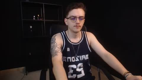 Snapshot of felixstark chatting on June 2026 05:13:02 AM FelixStark online show from June 2026 05:13:02 AM