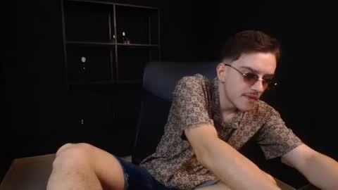 Snapshot of felixstark chatting on July 2026 07:23:02 AM FelixStark online show from July 2026 07:23:02 AM