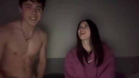 Snapshot of fellowyellow420 chatting on February 2026 09:48:01 AM fellowyellow420 online show from February 2026 09:48:01 AM