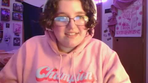 femcelsam online show from April 2026 04:09:02 AM