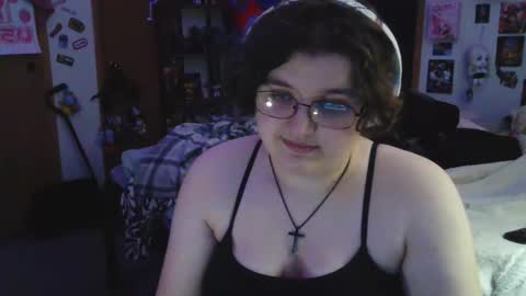 femcelsam online show from April 2026 04:29:01 AM