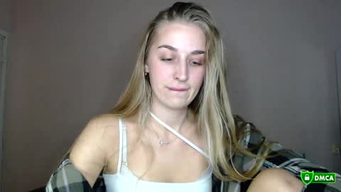 Snapshot of femkedejager chatting on April 2026 08:47:01 PM Femke online show from April 2026 08:47:01 PM