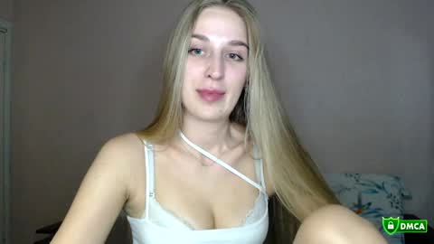 Snapshot of femkedejager chatting on May 2026 07:55:02 PM Femke online show from May 2026 07:55:02 PM