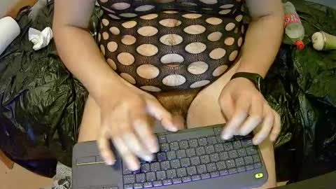 femmisslover online show from November 2025 06:18:02 PM