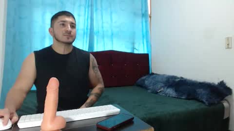 Snapshot of fenix_mu chatting on May 2026 09:00:02 PM fenix_mu online show from May 2026 09:00:02 PM