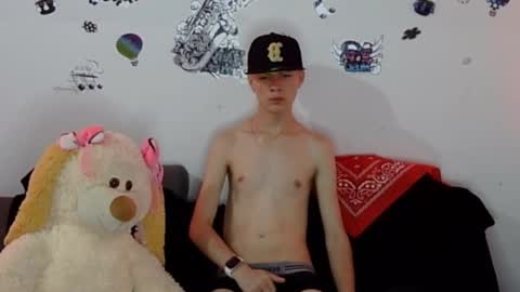 Fenixx 777 online show from February 2025 01:38:01 AM