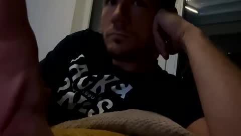 Snapshot of ferdl1988_1 chatting on October 2025 09:02:01 PM ferdl1988_1 online show from October 2025 09:02:01 PM