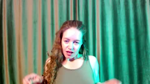 Snapshot of fern_lust chatting on April 2026 02:45:02 PM fern_lust online show from April 2026 02:45:02 PM