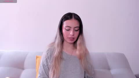 Snapshot of fernanda_aaa chatting on June 2026 02:43:01 PM fernanda online show from June 2026 02:43:01 PM