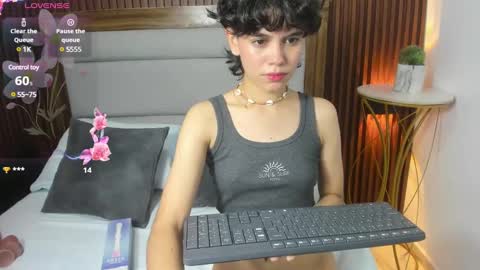 F E R N A N D A online show from December 2024 09:05:01 PM