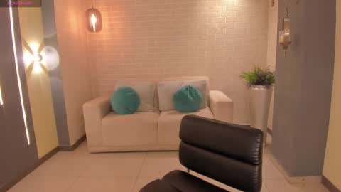 FER  online show from February 2025 06:19:01 PM