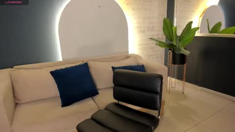 FER  online show from March 2025 06:41:02 PM