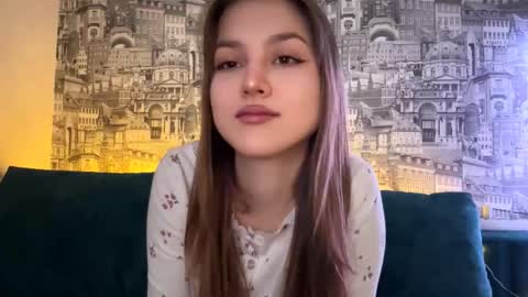 Alice online show from September 2025 03:01:02 PM