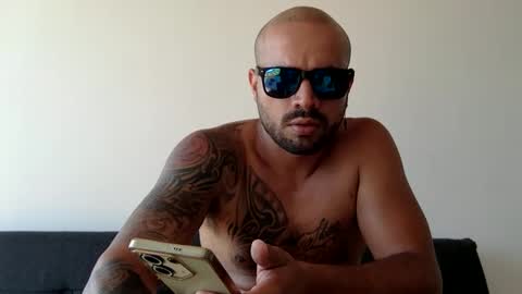 insta ferxx1210 Fercho online show from December 2024 06:54:02 PM