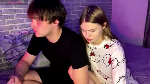 Snapshot of fetchingcouplee chatting on September 2025 03:11:02 PM Tina and Tomas online show from September 2025 03:11:02 PM