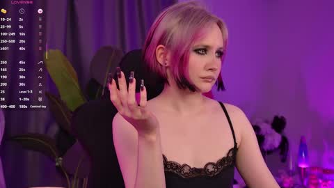 Rey online show from April 2026 08:28:02 PM