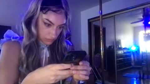 fgsammie online show from November 2025 10:53:02 PM