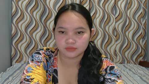 fhwilloughbyxx online show from April 2026 12:02:01 PM