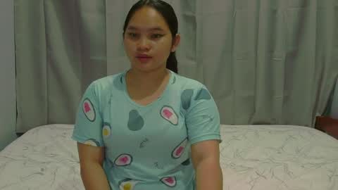 fhwilloughbyxx online show from April 2026 11:20:02 PM