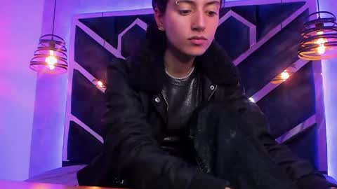   online show from December 2024 03:10:01 PM