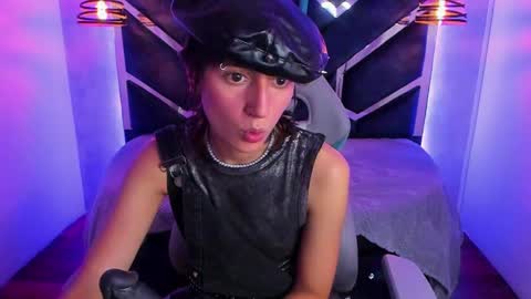   online show from December 2024 02:53:01 PM
