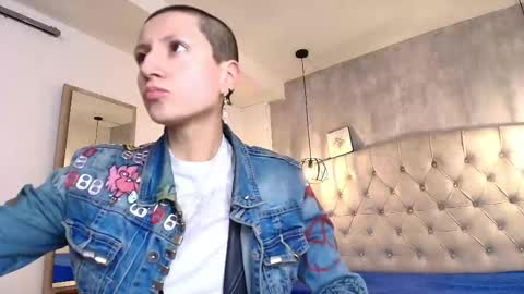   online show from October 2025 12:17:01 PM