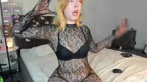 Filla online show from September 2025 11:04:02 PM