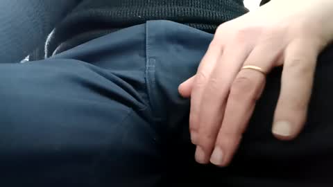 fifi010203 online show from February 2025 01:30:02 PM