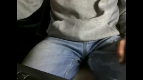 fifi010203 online show from November 2025 07:07:03 AM