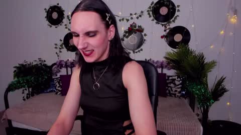 Honey Ill be waiting for you Tue Wed Thu Fri Sat Sun 10am-5pm online show from January 2025 01:16:02 PM