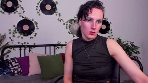 Honey Ill be waiting for you Tue Wed Thu Fri Sat Sun 10am-5pm online show from January 2025 10:08:02 AM