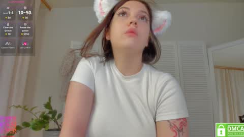 Snapshot of final_fantase chatting on January 2025 04:27:01 AM Kira gift fo joining the fan club -- personal telegram hot photo online show from January 2025 04:27:01 AM