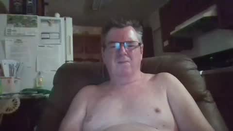 Snapshot of finderfiner chatting on December 2024 09:28:02 AM finderfiner online show from December 2024 09:28:02 AM