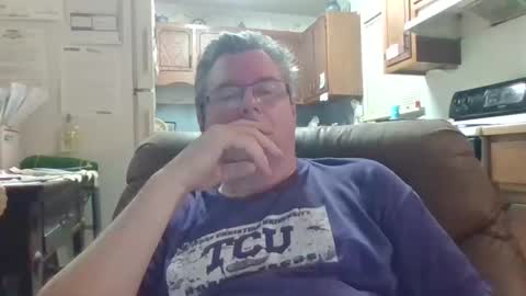 Snapshot of finderfiner chatting on January 2025 07:57:01 AM finderfiner online show from January 2025 07:57:01 AM