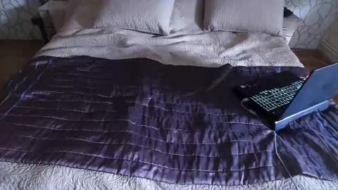 Jane and Findo online show from March 2025 09:25:02 AM