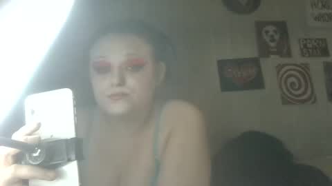 Snapshot of findommefoxi chatting on February 2026 06:22:01 AM findommefoxi online show from February 2026 06:22:01 AM