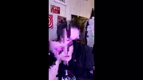 Snapshot of findommefoxi chatting on February 2026 02:20:02 AM findommefoxi online show from February 2026 02:20:02 AM