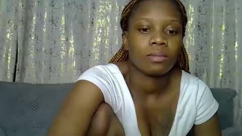 fine_queen12 online show from April 2026 05:48:02 PM